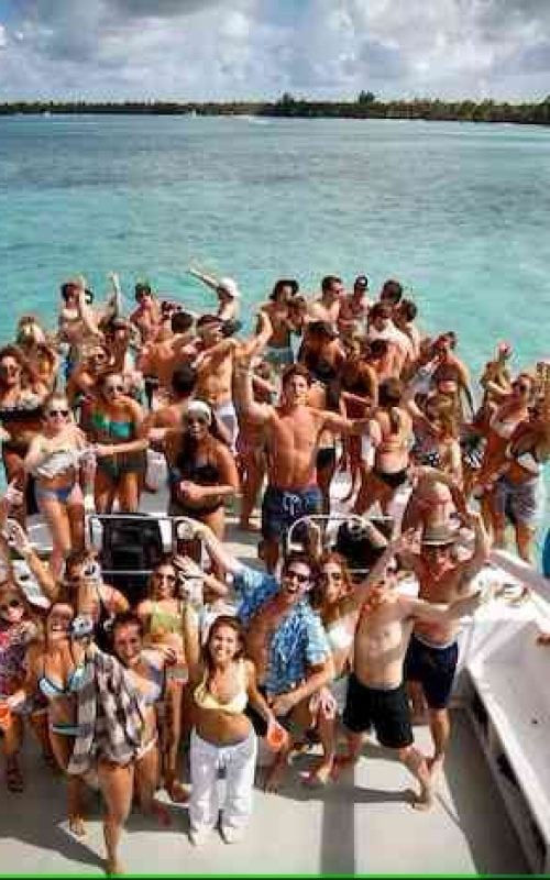 Catamaran party 6)